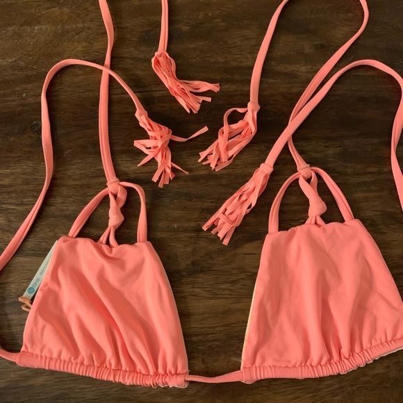 Bettinis Tie Dye Reversible Bikini Top, sz M - Picture 5 of 5